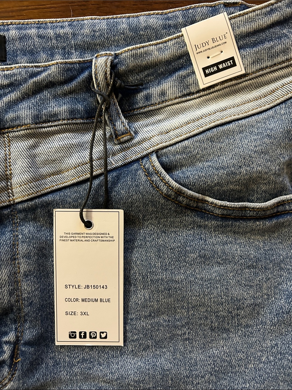 Judy Blue Medium Blue High Waist Denim Shorts - Picture 2 of 4